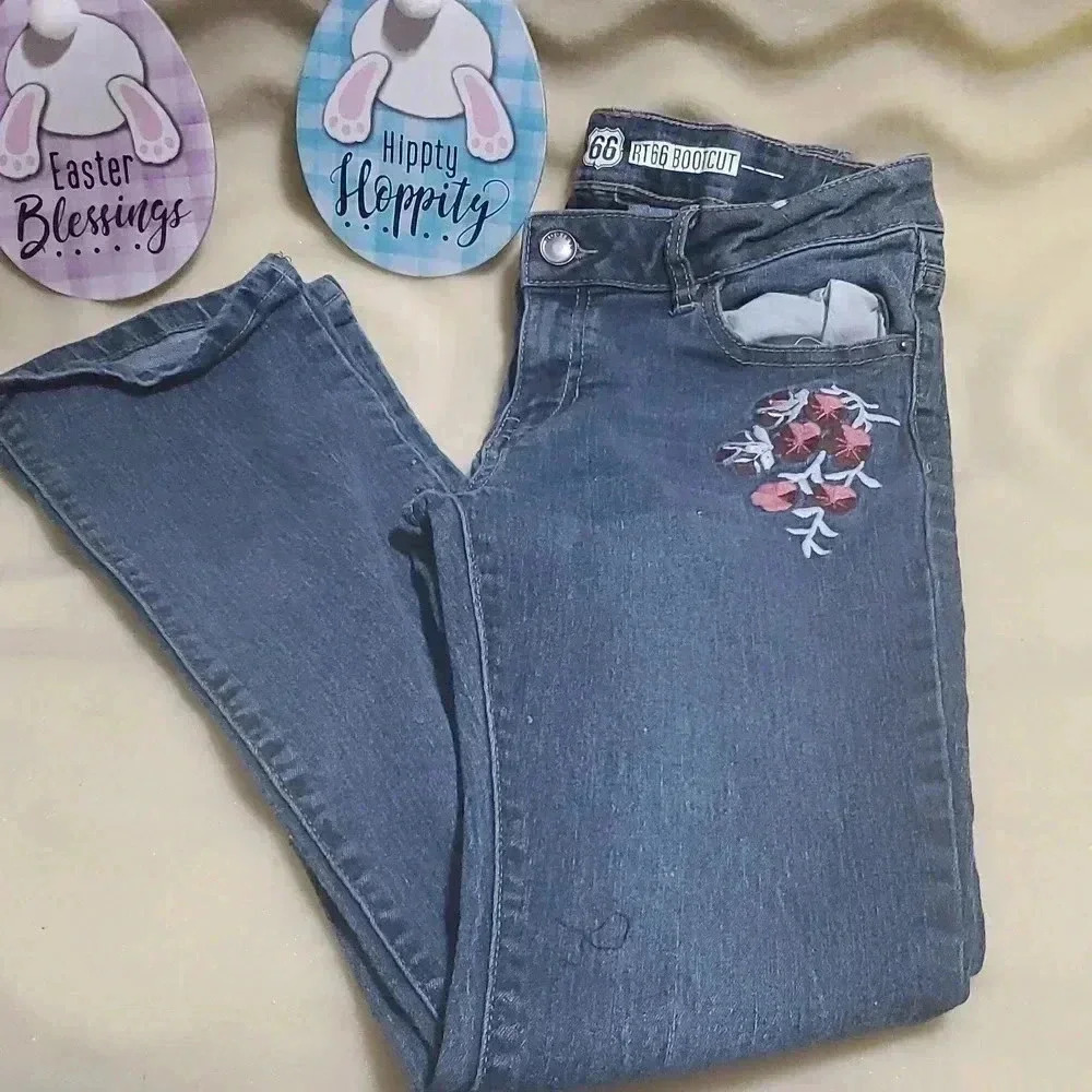 ☆☆☆EUC jeans embroidery detail